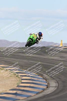 media/Nov-16-2025-Race Pace (Sun) [[8c5fa54630]]/Verified Riders/1-Turns 9 and 10 (925am)/